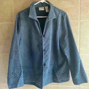 Napa Valley Women’s Faux Suede Laser Cut Detailed 3 Button Jacket Blue 1X